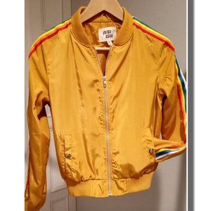 Outer Edge Yellow Jacket
